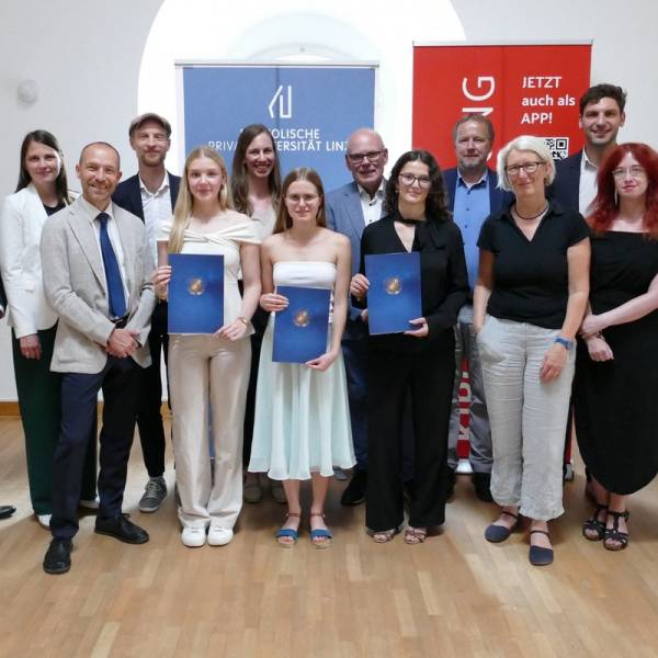 csm_KUL-Preis_P1290153_HE_1_f2bf085160.jpg